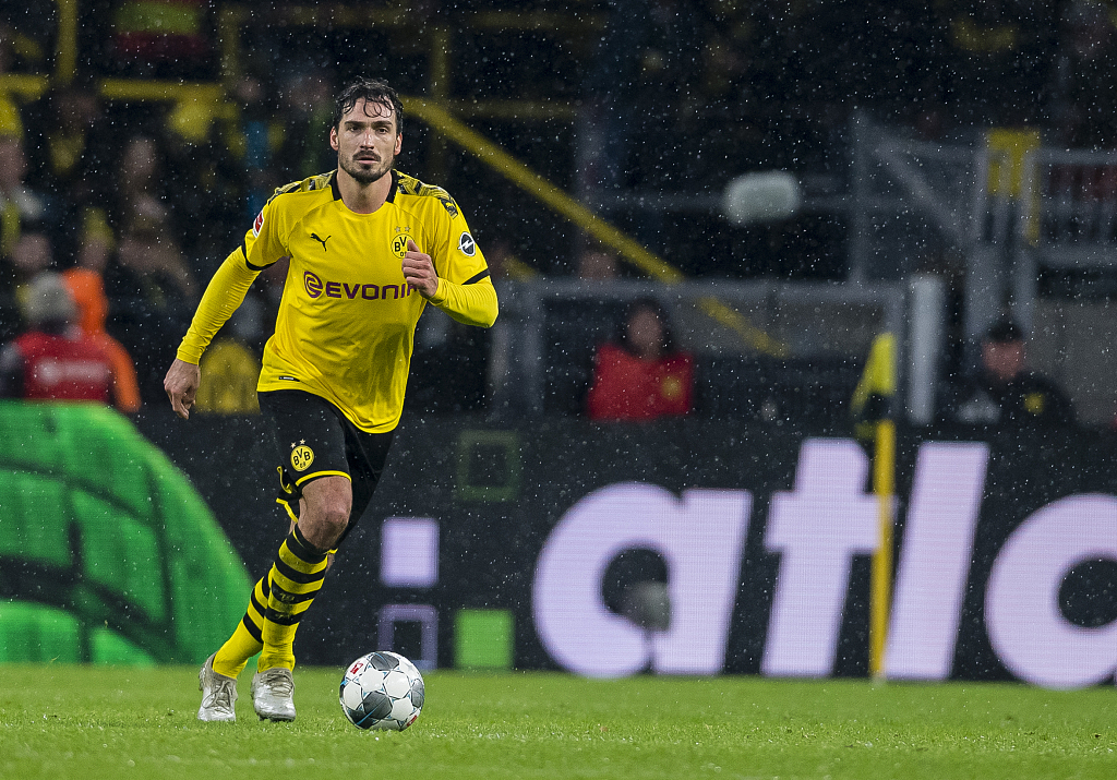 九游体育官方入口关于赛前体能课后，山东泰山更衣室发声备战德甲，管理层满意，资深球员宣示担当的信息