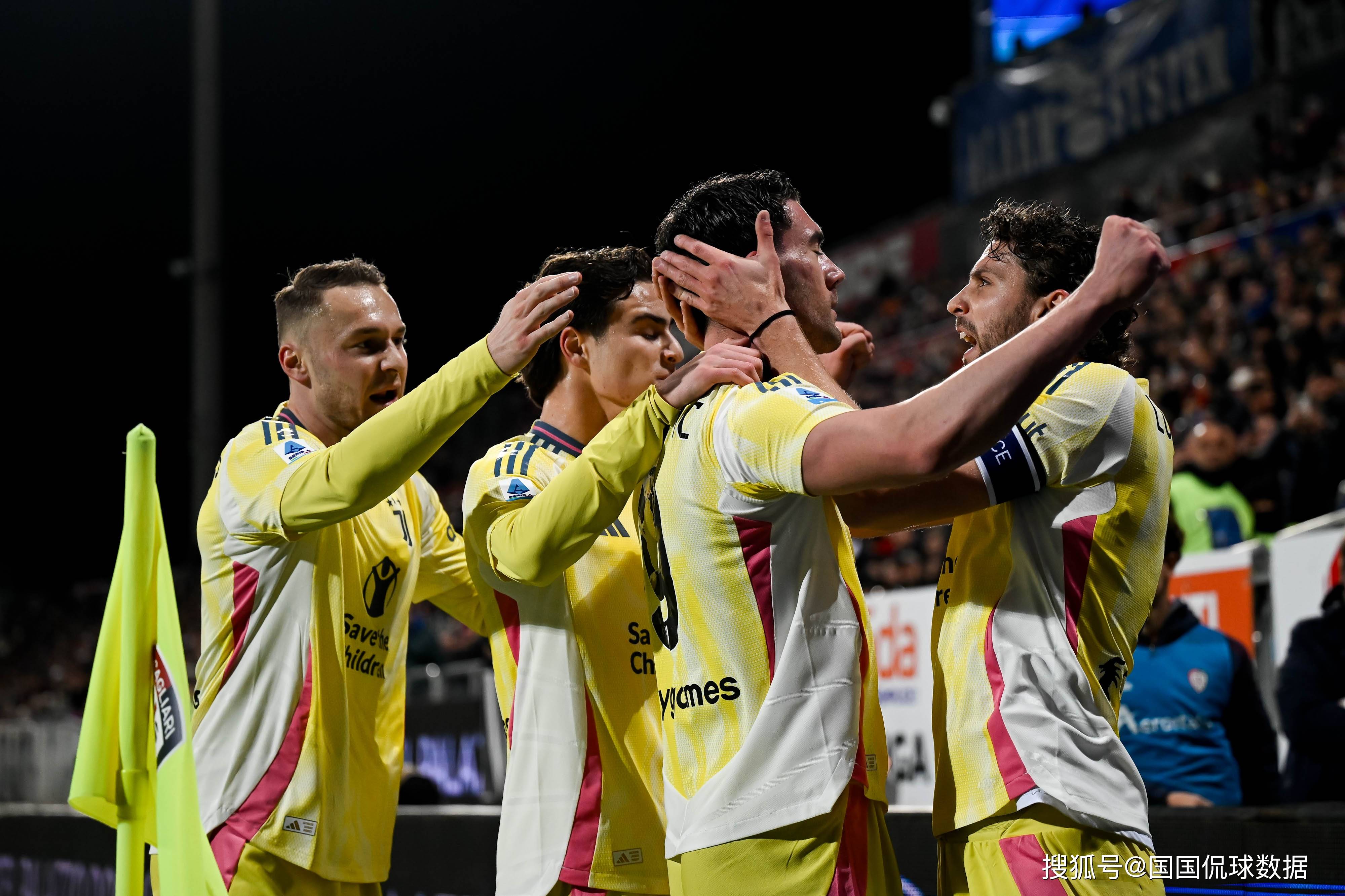 国际比赛日意大利杯焦点战,纽约尼克斯状态回暖,压力陡增,轮换策略成焦点的简单介绍 国际比赛日意大利杯焦点战,纽约尼克斯状态回暖,压力陡增,轮换策略成焦点的简单介绍