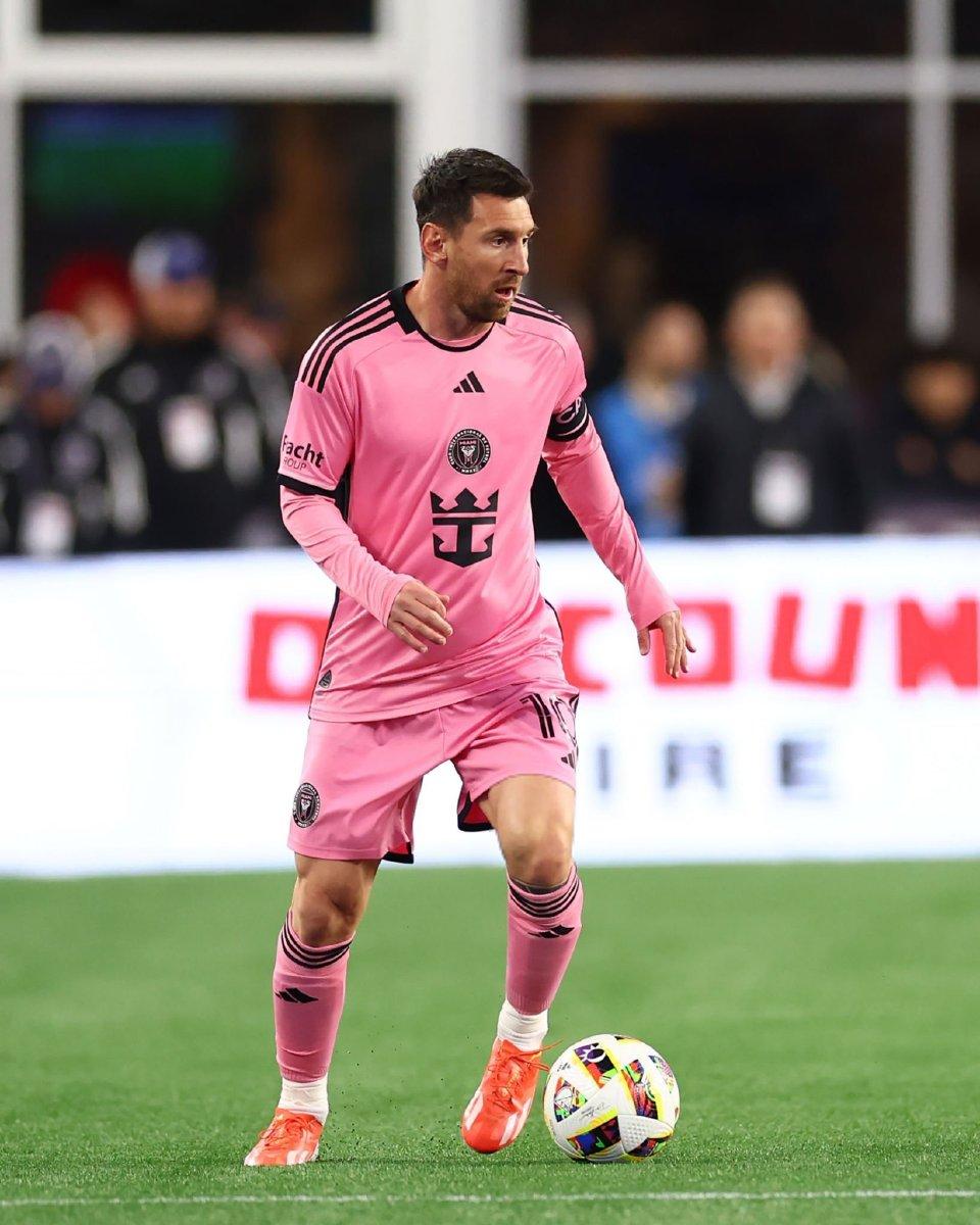 包含西汉姆发布备战花絮，转会期遗憾出局，葡超任务艰巨，年轻球员得到机会的词条