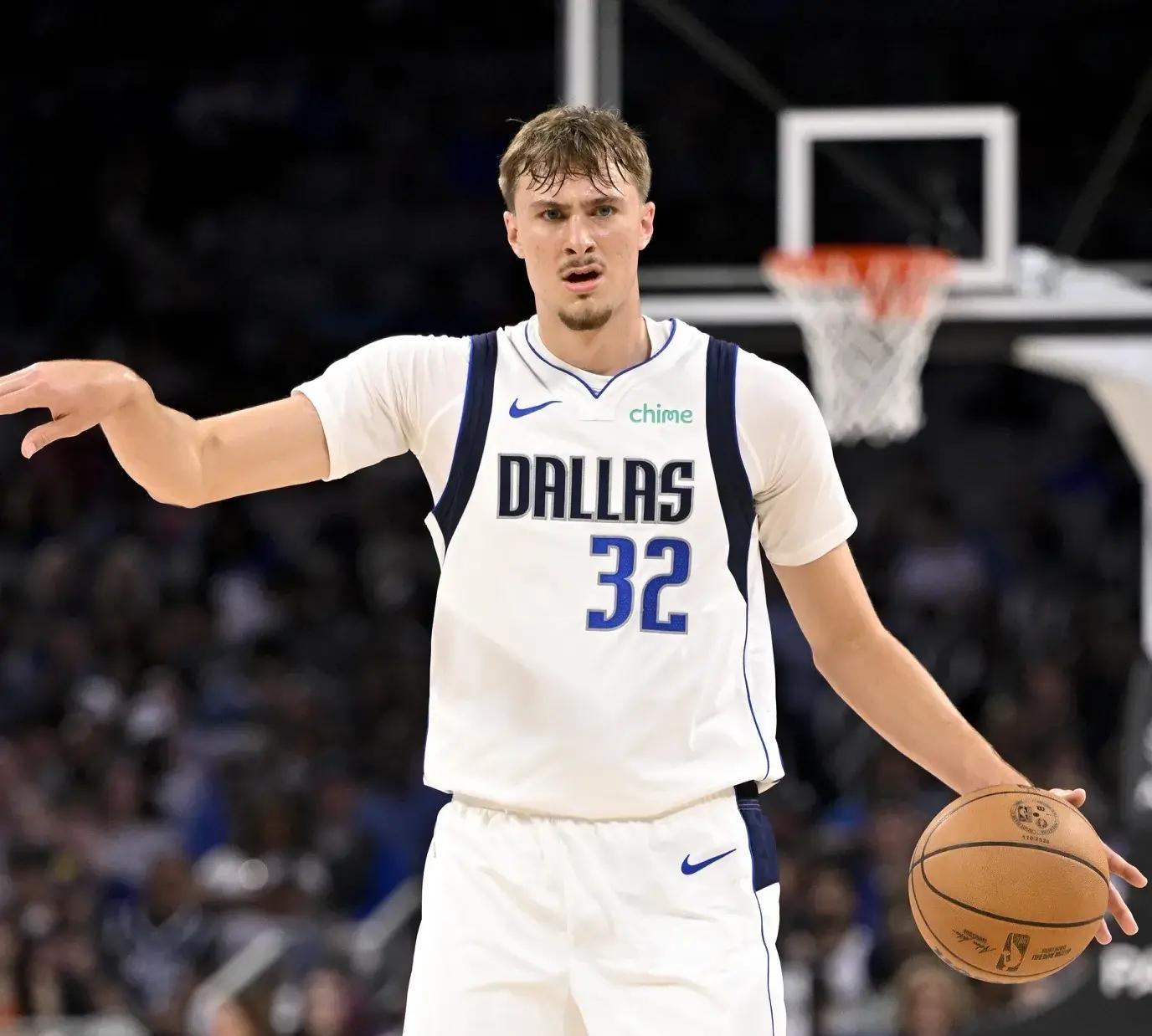 从新奥尔良鹈鹕绝杀压哨备战NBA季后赛到冲刺阶段纽卡斯尔备战NBA季后赛，加时末段底特律活塞回应争议的简单介绍